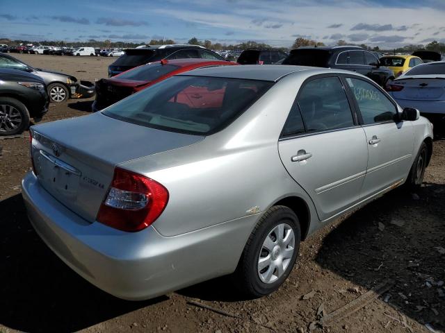 Photo 4 from auction – 2002 TOYOTA CAMRY LE with VIN 4T1BE32K52U520728