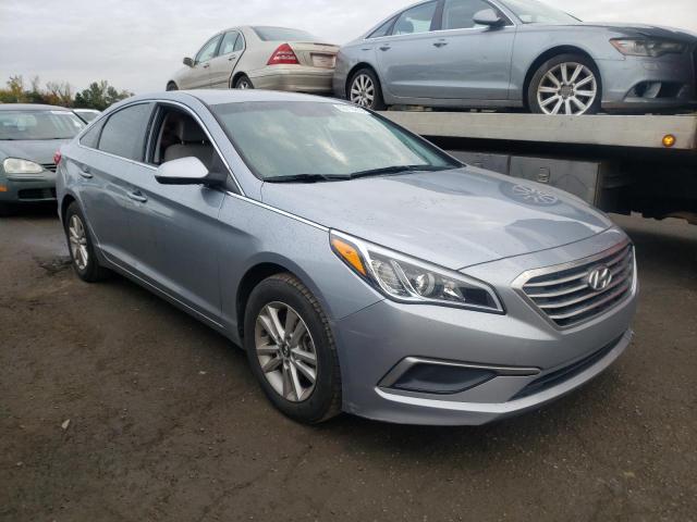 HYUNDAI SONATA SE 2017 with VIN 5NPE24AFXHH513832 - Photo from auction