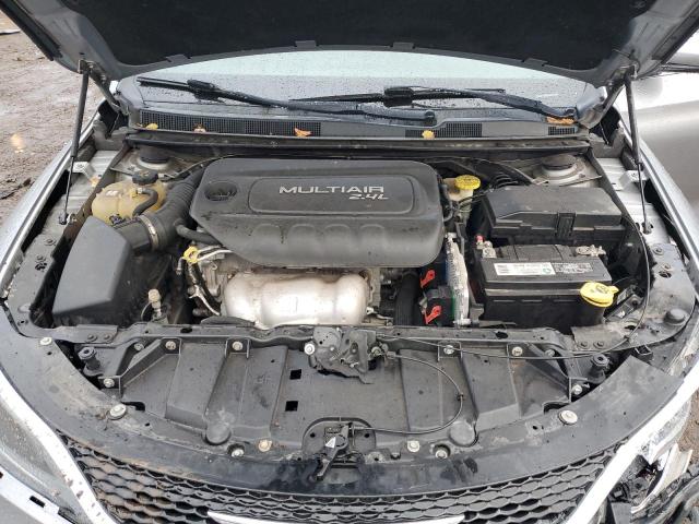 Photo 7 from auction – 2015 CHRYSLER 200 LIMITE with VIN 1C3CCCABXFN720539
