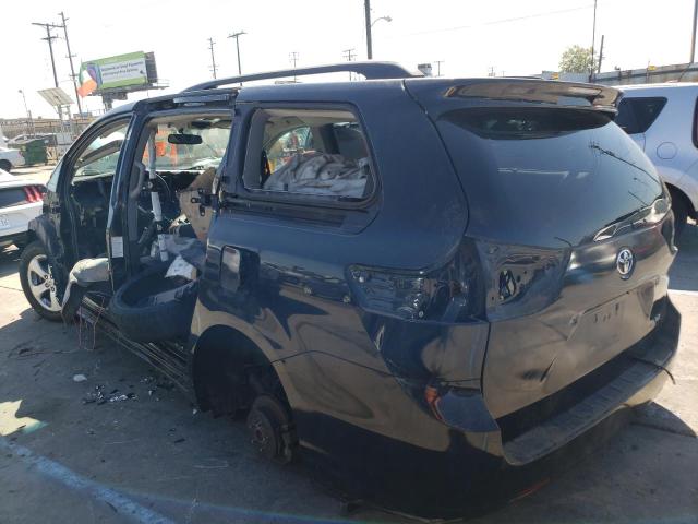 Photo 3 from auction – 2017 TOYOTA SIENNA LE with VIN 5TDKZ3DC1HS774352