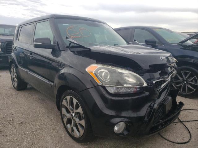 KIA SOUL + 2013 مع رقم تعريف المركبة KNDJT2A69D7545556 - صورة من المزاد