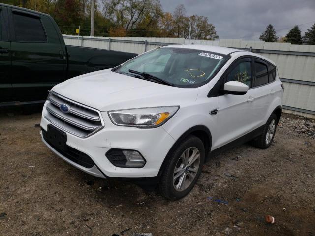 Photo 2 from auction – 2017 FORD ESCAPE SE with VIN 1FMCU9GD3HUB25587