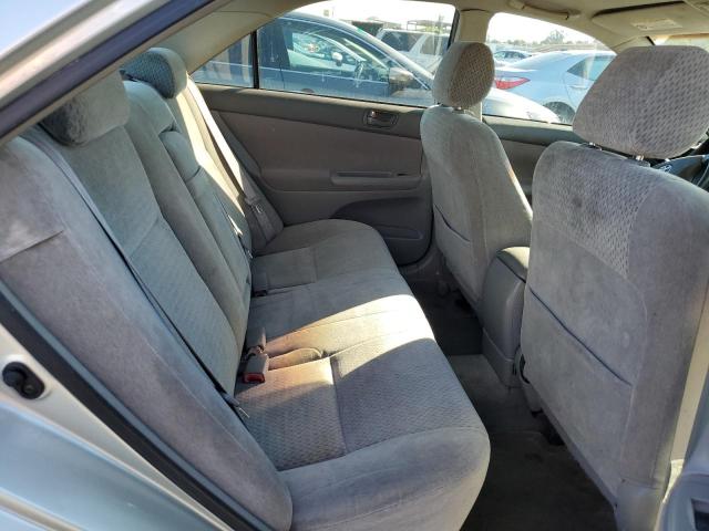 Photo 6 from auction – 2002 TOYOTA CAMRY LE with VIN JTDBE32K220103997