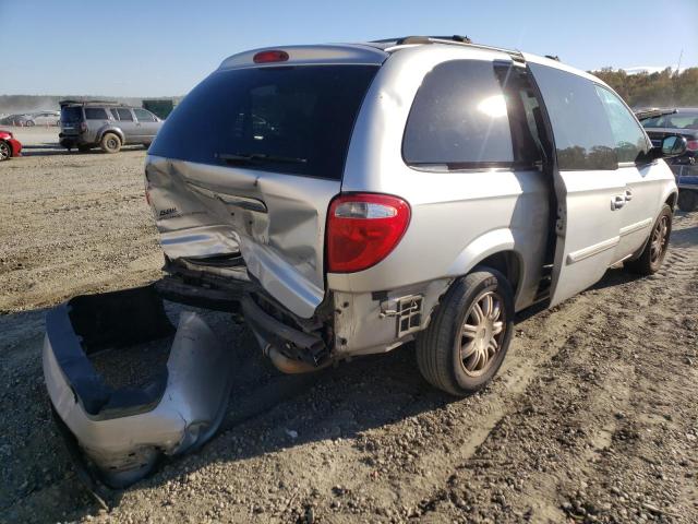 Photo 4 from auction – 2006 CHRYSLER TOWN & COU with VIN 2A4GP54L66R780929