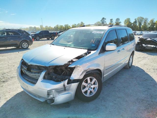 Photo 2 from auction – 2010 CHRYSLER TOWN & COU with VIN 2A4RR5D13AR441040
