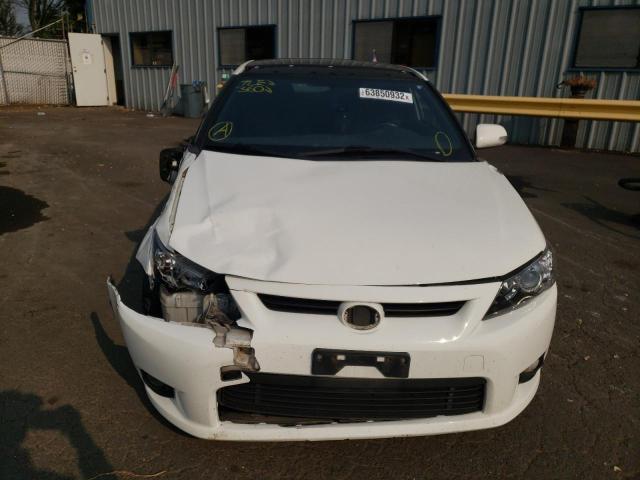 Photo 9 from auction – 2013 TOYOTA SCION TC with VIN JTKJF5C77D3065997