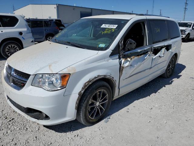 DODGE GRAND CARA 2017 مع رقم تعريف المركبة 2C4RDGCG0HR749928 - صورة من المزاد