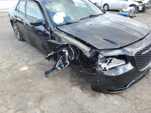Photo 9 from auction – 2016 CHRYSLER 300 S with VIN 2C3CCAGGXGH142461