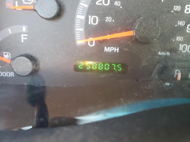 Photo 8 from auction – 2002 FORD EXPEDITION with VIN 1FMRU15W32LA87176