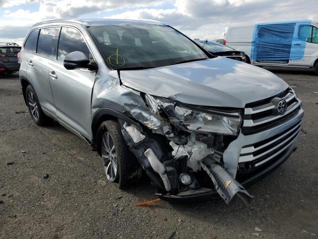Фото 1 с аукциона – 2017 TOYOTA HIGHLANDER с VIN 5TDJZRFH7HS362072