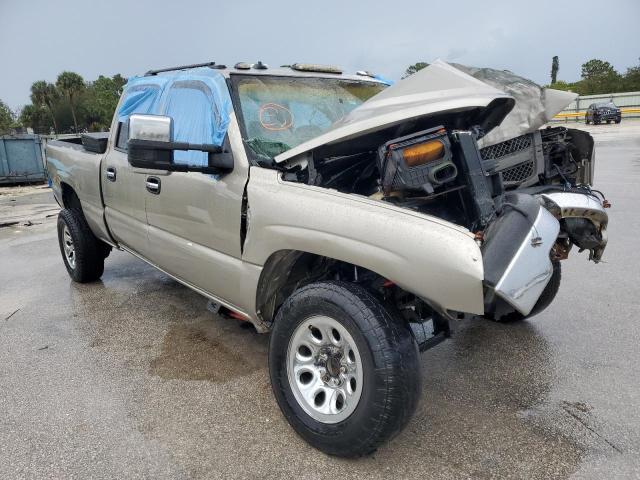 CHEVROLET SILVERADO 2003 with VIN 1GCGC13U63F233375 - Photo from auction