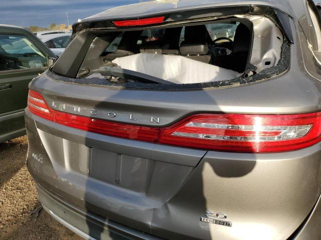 Photo 9 from auction – 2016 LINCOLN MKC RESERV with VIN 5LMCJ3C99GUJ03564