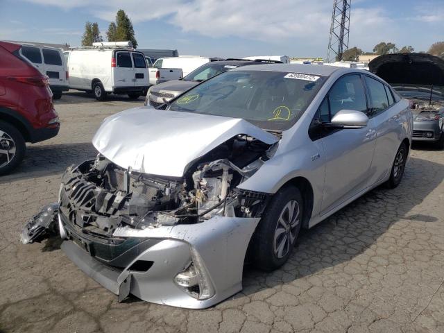 Photo 2 from auction – 2018 TOYOTA PRIUS PRIM with VIN JTDKARFPXJ3094595