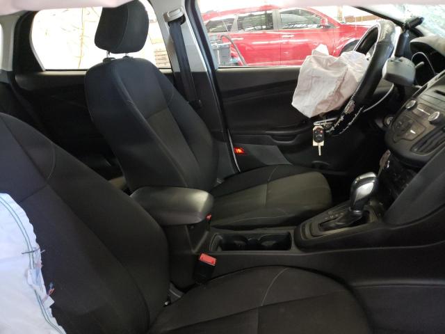 Photo 5 from auction – 2016 FORD FOCUS SE with VIN 1FADP3K2XGL205949