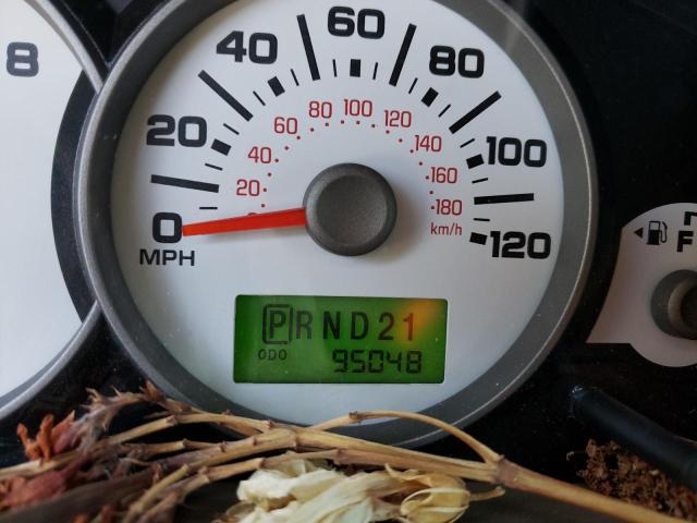 Photo 8 from auction – 2005 FORD ESCAPE LIM with VIN 1FMCU04195KD88602