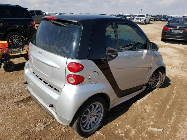 Photo 4 from auction – 2013 SMART FORTWO PUR with VIN WMEEJ3BA6DK679262