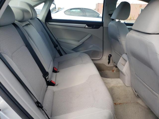 Photo 6 from auction – 2012 VOLKSWAGEN PASSAT S with VIN 1VWAP7A37CC102252