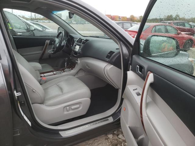 Photo 5 from auction – 2013 TOYOTA HIGHLANDER with VIN 5TDDK3EH5DS245746