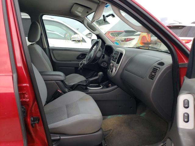 Photo 5 from auction – 2005 FORD ESCAPE XLT with VIN 1FMYU93145KE46904
