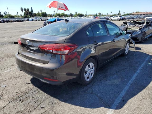 Photo 4 from auction – 2017 KIA FORTE LX with VIN 3KPFK4A78HE070145