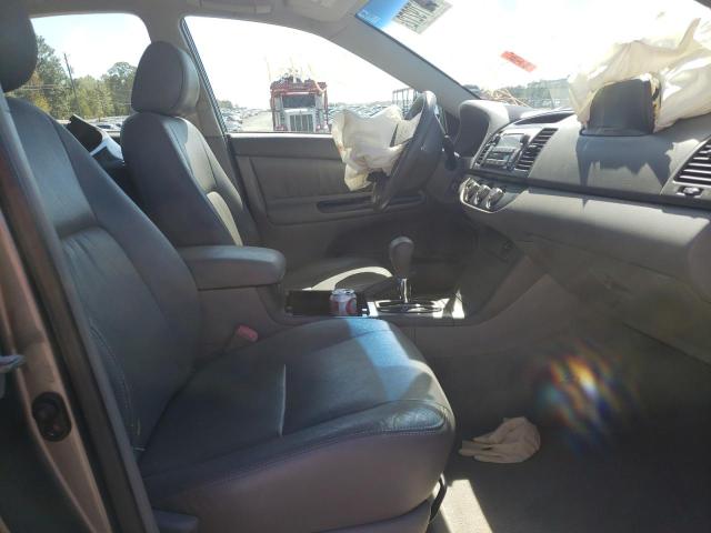Photo 5 from auction – 2005 TOYOTA CAMRY LE with VIN 4T1BE32K15U540740