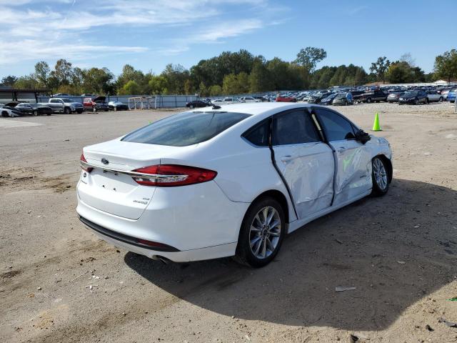Photo 4 from auction – 2017 FORD FUSION SE with VIN 3FA6P0LU2HR386667
