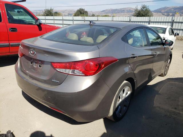 Photo 4 from auction – 2011 HYUNDAI ELANTRA GL with VIN 5NPDH4AE2BH007758