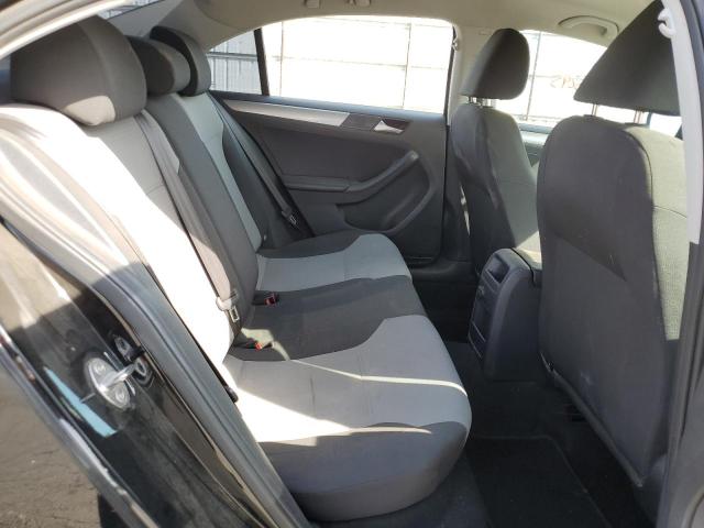Photo 6 from auction – 2017 VOLKSWAGEN JETTA S with VIN 3VW2B7AJXHM251150