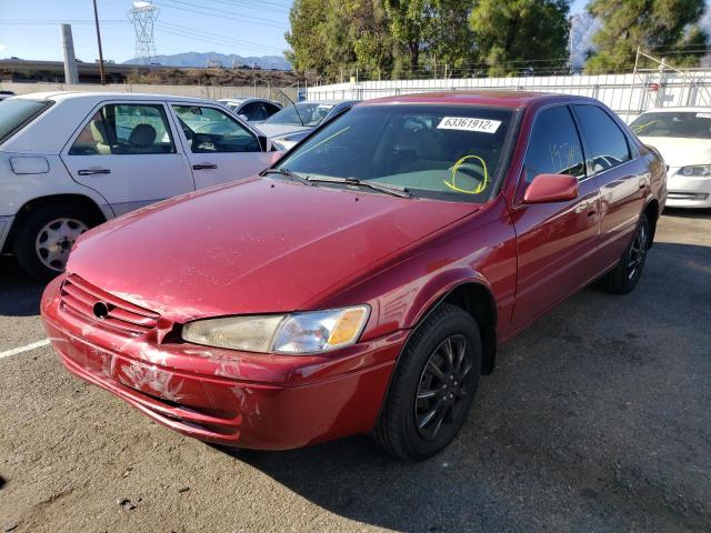 Photo 2 from auction – 1998 TOYOTA CAMRY CE with VIN 4T1BF28K2WU927488