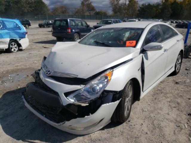 Photo 2 from auction – 2013 HYUNDAI SONATA HYB with VIN KMHEC4A49DA088614