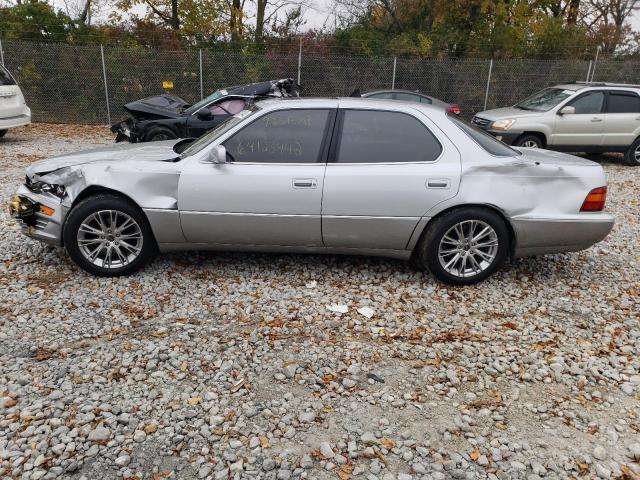 Photo 9 from auction – 1994 LEXUS LS 400 with VIN JT8UF11EXR0206888