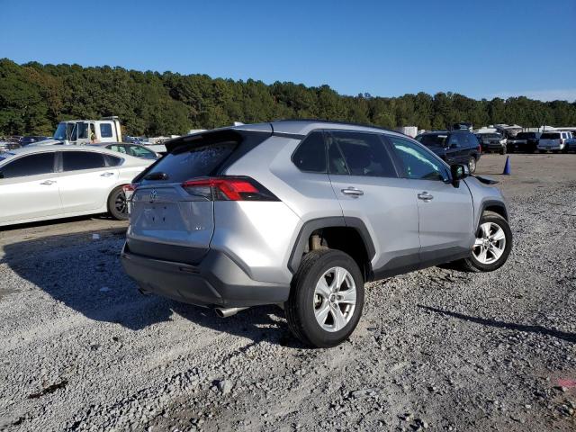 Photo 4 from auction – 2021 TOYOTA RAV4 XLE with VIN 2T3W1RFV6MC143178