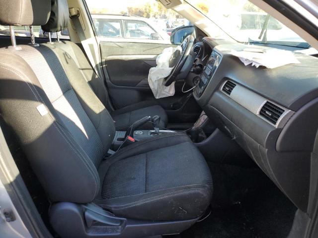Photo 5 from auction – 2016 MITSUBISHI OUTLANDER with VIN JA4AZ3A37GZ016507