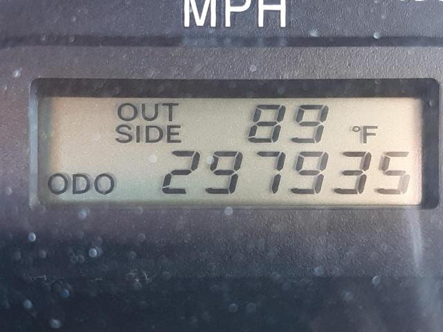 Photo 8 from auction – 2003 TOYOTA COROLLA with VIN 1NXBR32E93Z028655