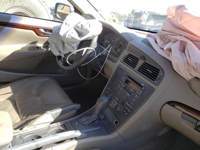 Photo 9 from auction – 2002 VOLVO V70 XC with VIN YV1SZ58D521049320