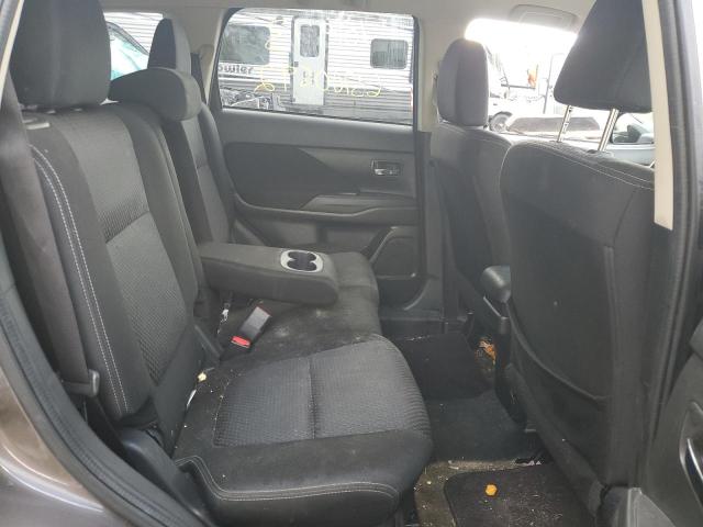 Photo 6 from auction – 2016 MITSUBISHI OUTLANDER with VIN JA4AZ3A31GZ005289