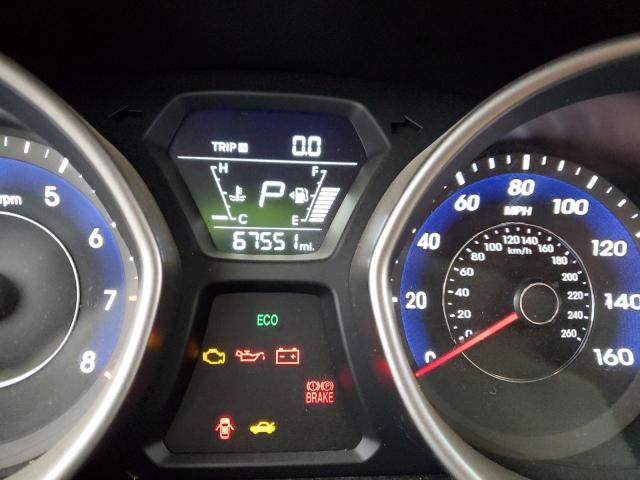 Photo 8 from auction – 2015 HYUNDAI ELANTRA SE with VIN 5NPDH4AE1FH573299