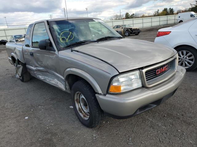 GMC SONOMA 1998 with VIN 1GTCS19X0WK519477 - Photo from auction