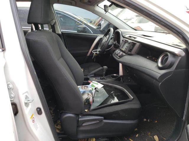 Photo 5 from auction – 2017 TOYOTA RAV4 LE with VIN JTMZFREV2HJ130883
