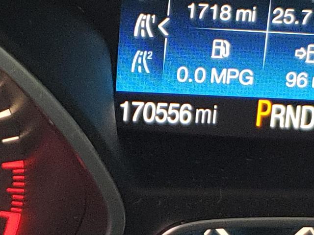 Photo 8 from auction – 2017 FORD ESCAPE SE with VIN 1FMCU9GD3HUB25587