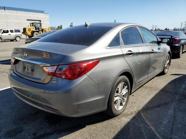 Photo 4 from auction – 2013 HYUNDAI SONATA GLS with VIN 5NPEB4AC2DH752324