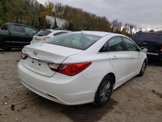Photo 4 from auction – 2013 HYUNDAI SONATA GLS with VIN 5NPEB4AC8DH587122