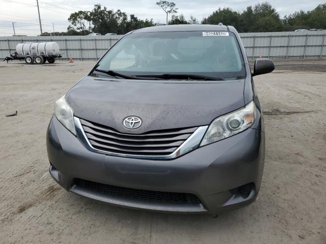Photo 5 from auction – 2016 TOYOTA SIENNA LE with VIN 5TDKK3DC8GS697806