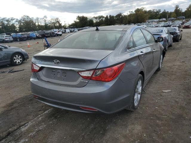 Photo 4 from auction – 2012 HYUNDAI SONATA with VIN 5NPEC4AC0CH341256