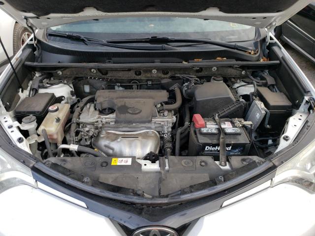 Photo 7 from auction – 2017 TOYOTA RAV4 LE with VIN JTMZFREV2HJ130883
