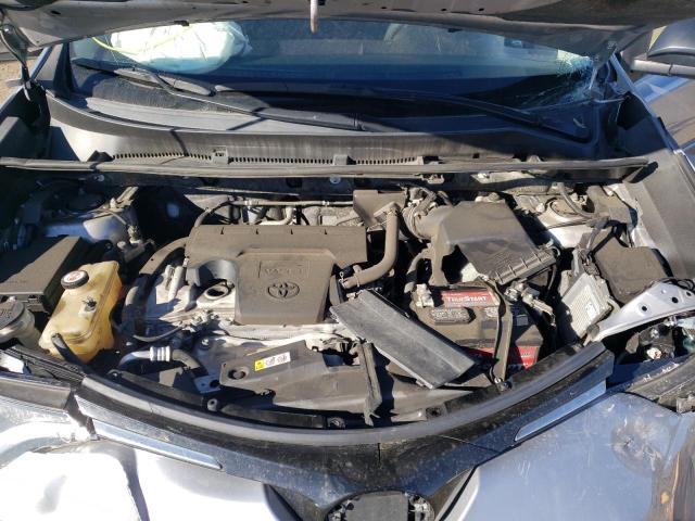 Photo 7 from auction – 2018 TOYOTA RAV4 LE with VIN JTMZFREV1JD125792