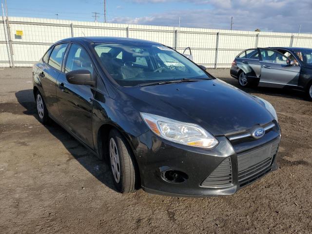 FORD FOCUS S 2014 with VIN 1FADP3E23EL171104 - Photo from auction
