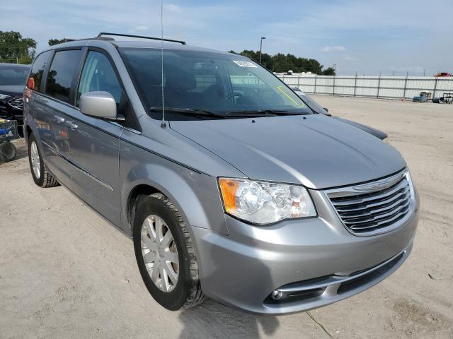 CHRYSLER TOWN & COU 2015 with VIN 2C4RC1BG5FR661942 - Photo from auction