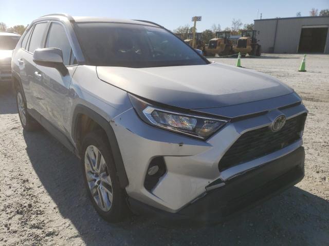 TOYOTA RAV4 XLE P 2021 with VIN 2T3C1RFV4MC092802 - Photo from auction