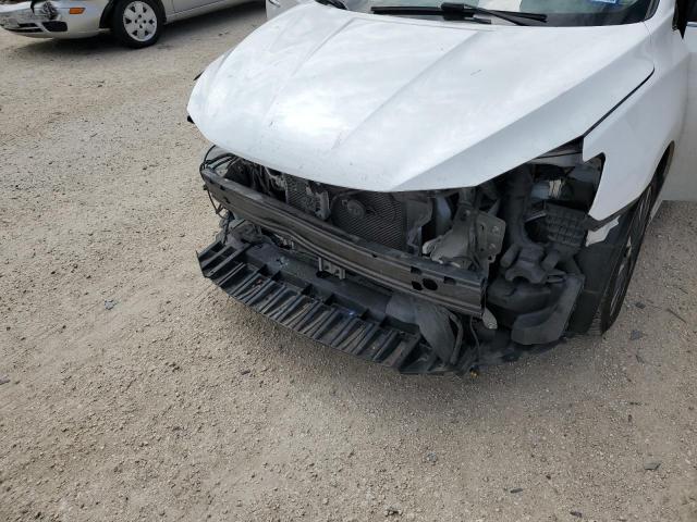 Photo 9 from auction – 2016 NISSAN SENTRA S with VIN 3N1AB7AP5GY331775